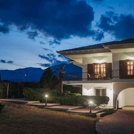 Mythic House Villa *