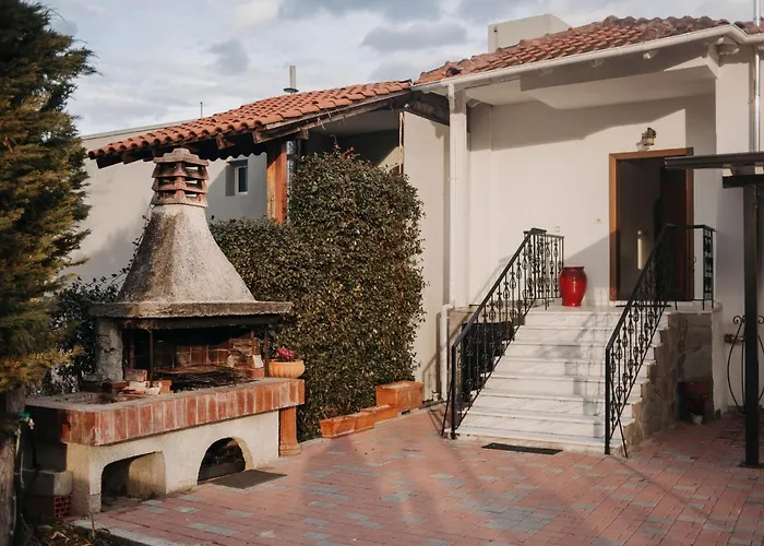 Mythic House וילה לפטוקריה
