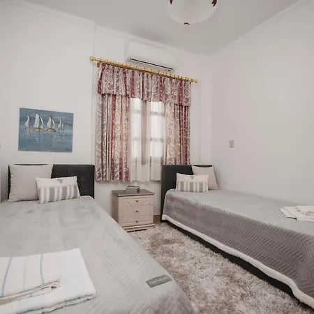 Mythic House Βίλα *