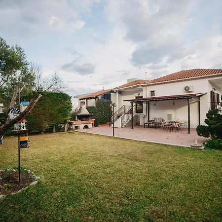 Mythic House Βίλα Λεπτοκαρυά