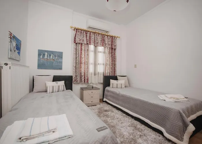 Mythic House Villa *