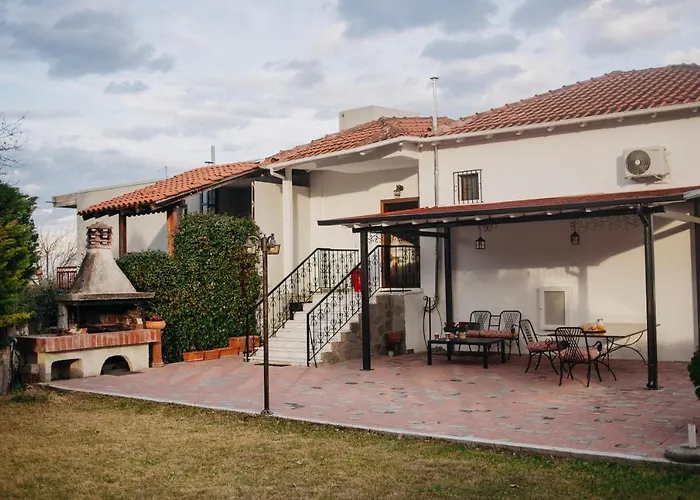 Villa Mythic House Leptokaryá