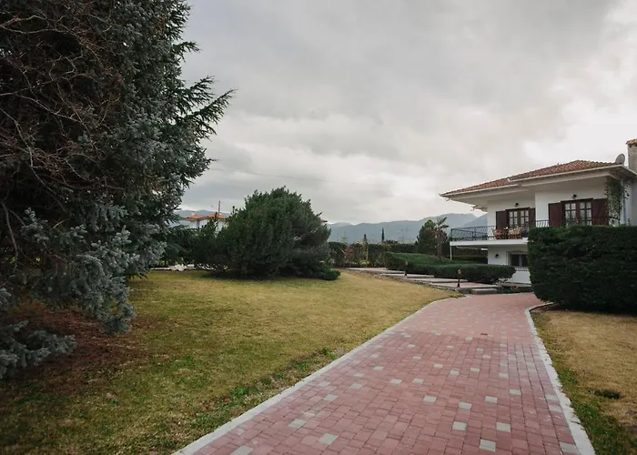 Mythic House Villa Leptokaryá