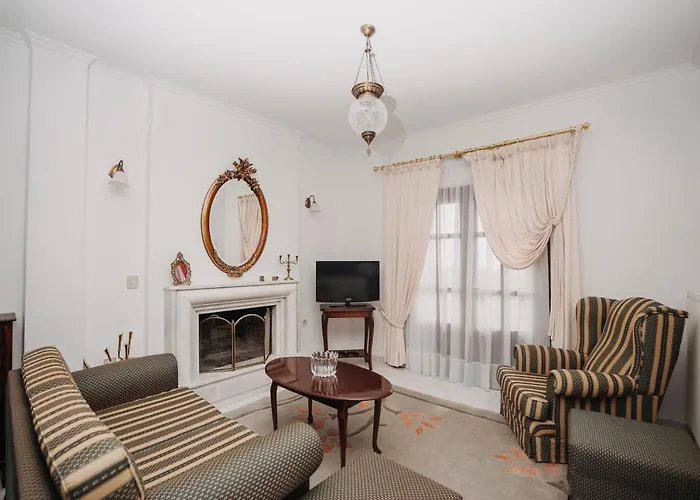 Villa Mythic House *