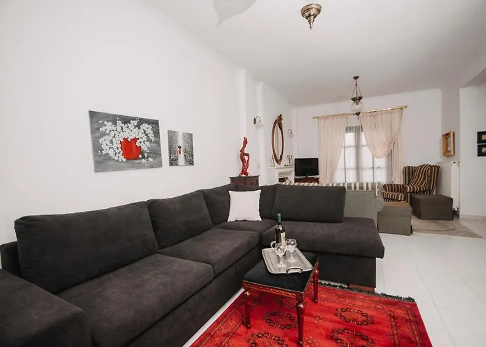 Mythic House Villa Leptokaryá