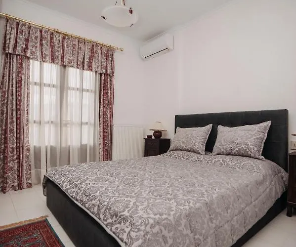 Villa Mythic House Leptokaryá